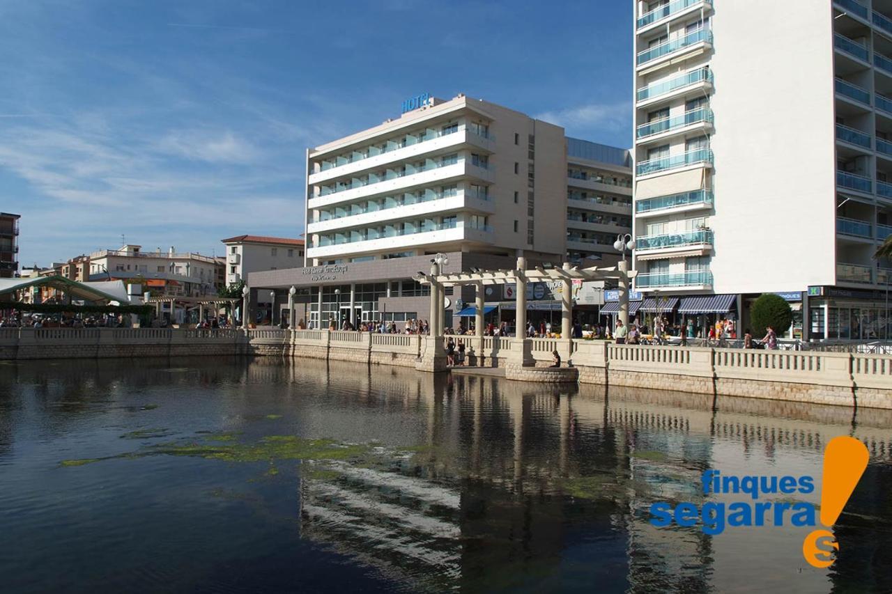 Azul Marino Apartment Комаруга Екстериор снимка
