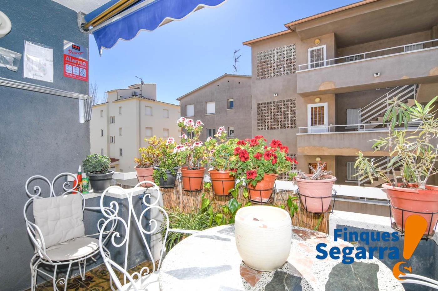 Azul Marino Apartment Комаруга Екстериор снимка